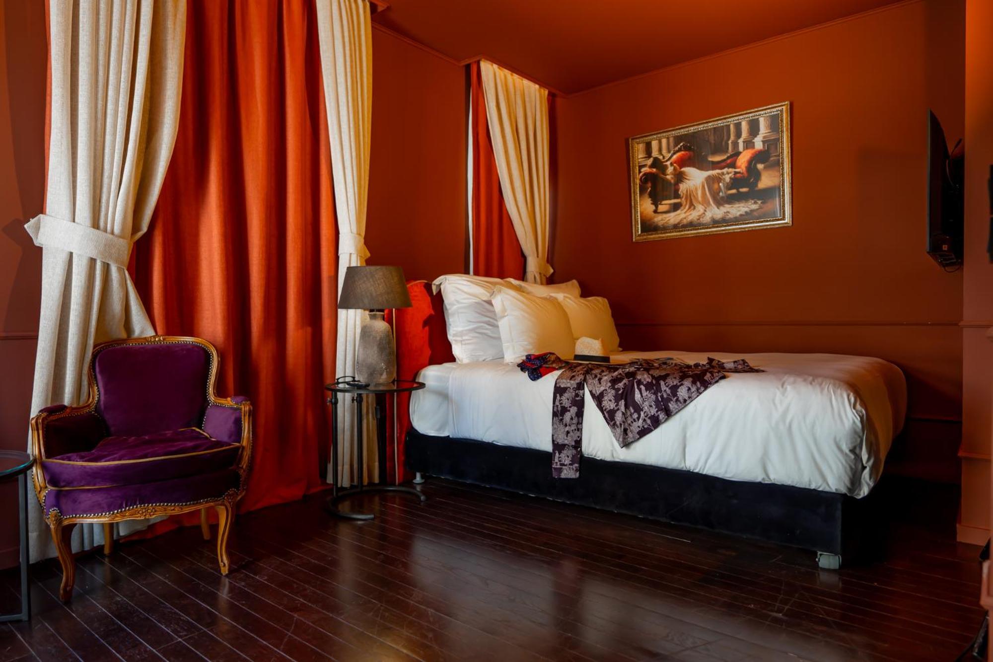 Casa Suzanna Hotel 4*