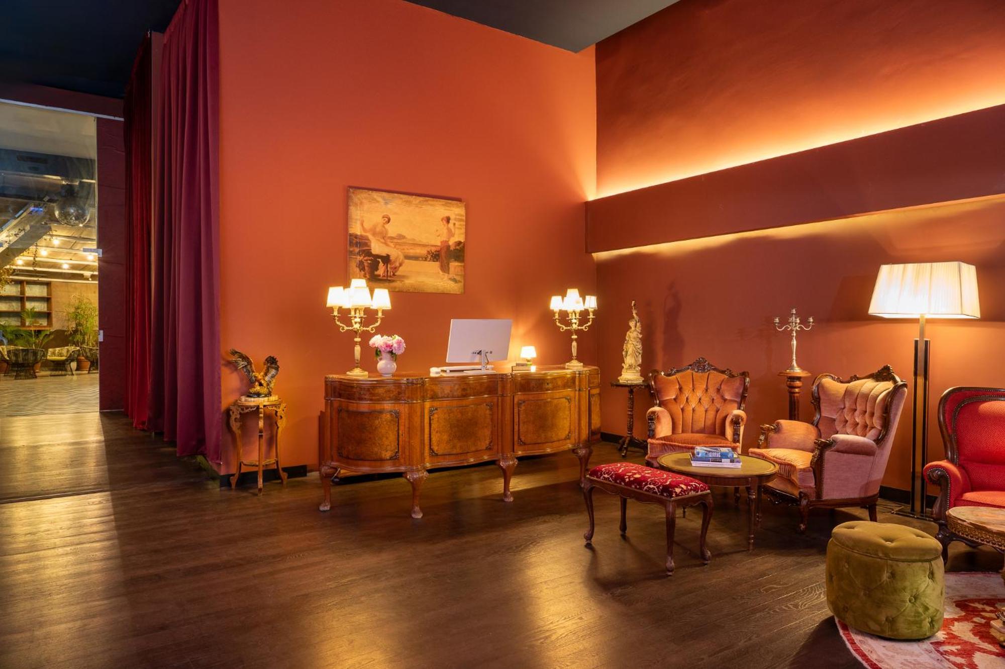 Casa Suzanna Hotel